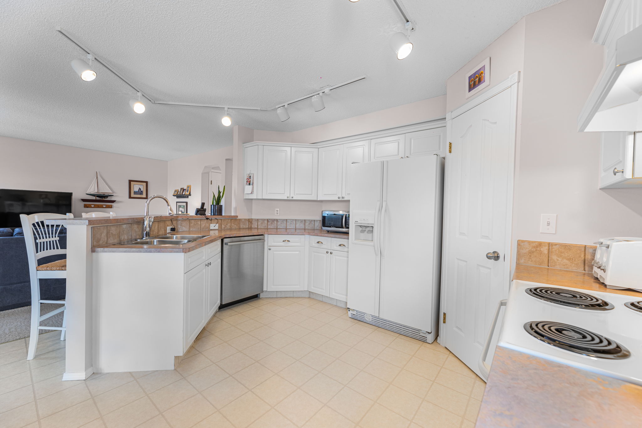 239 Somerglen Rd SW, Calgary, AB T2Y 3V5, Canada Photo 17