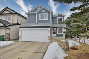 239 Somerglen Rd SW, Calgary, AB T2Y 3V5, Canada Photo 2