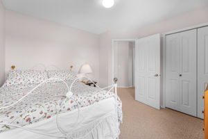 239 Somerglen Rd SW, Calgary, AB T2Y 3V5, Canada Photo 29