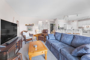 239 Somerglen Rd SW, Calgary, AB T2Y 3V5, Canada Photo 13