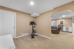 239 Somerglen Rd SW, Calgary, AB T2Y 3V5, Canada Photo 32