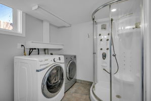  Photo 40