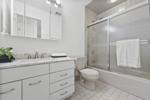  Photo 38