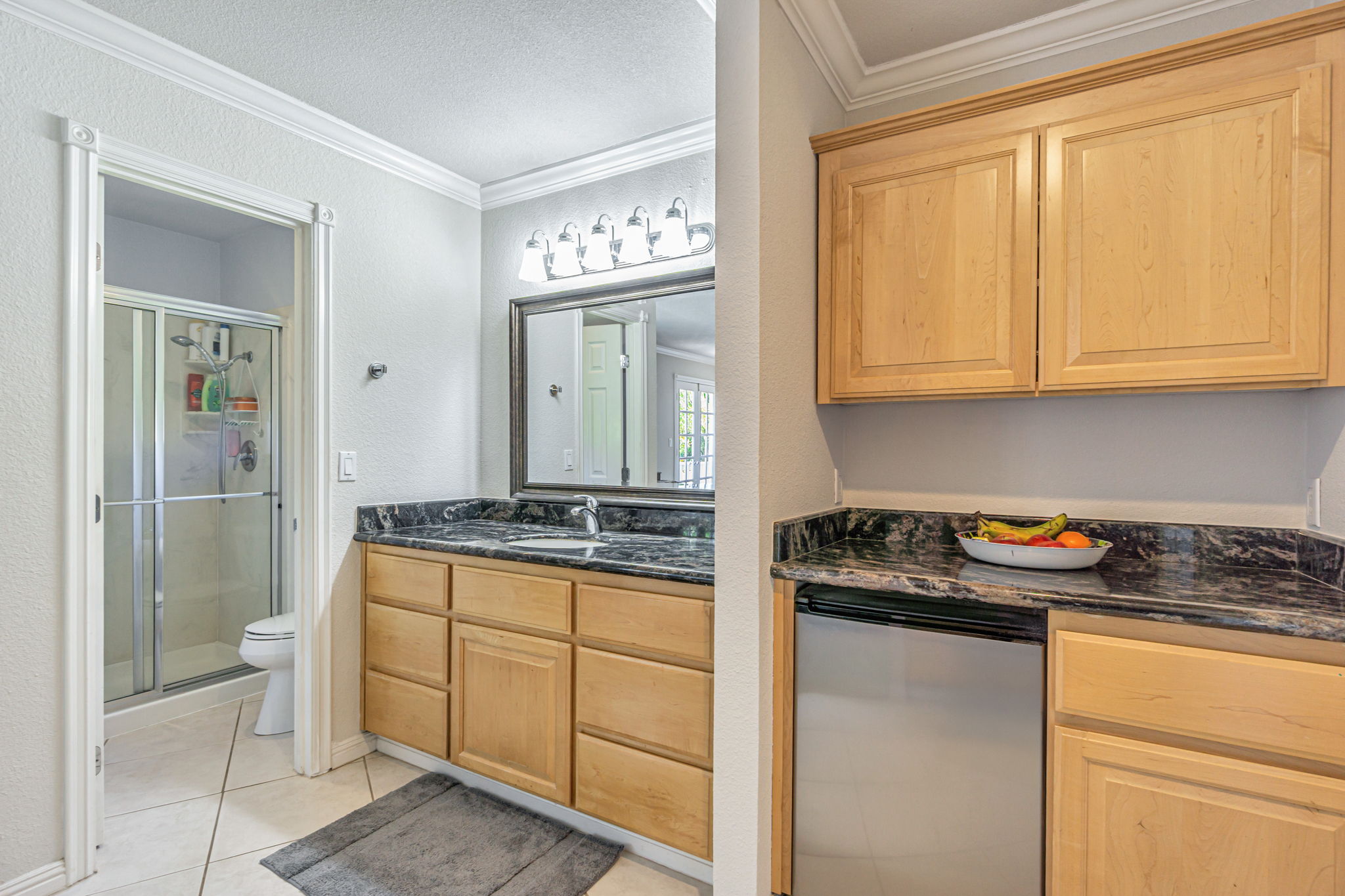 050_2390 Peachtree Cir  Antioch