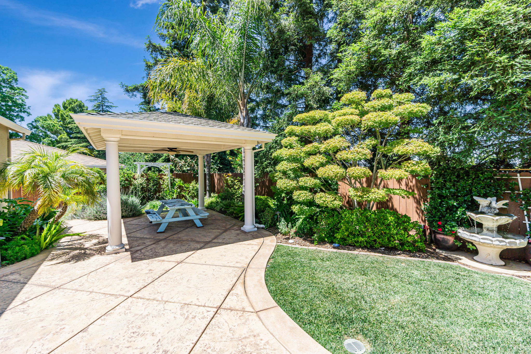 061_2390 Peachtree Cir  Antioch