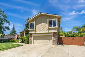 003_2390 Peachtree Cir  Antioch