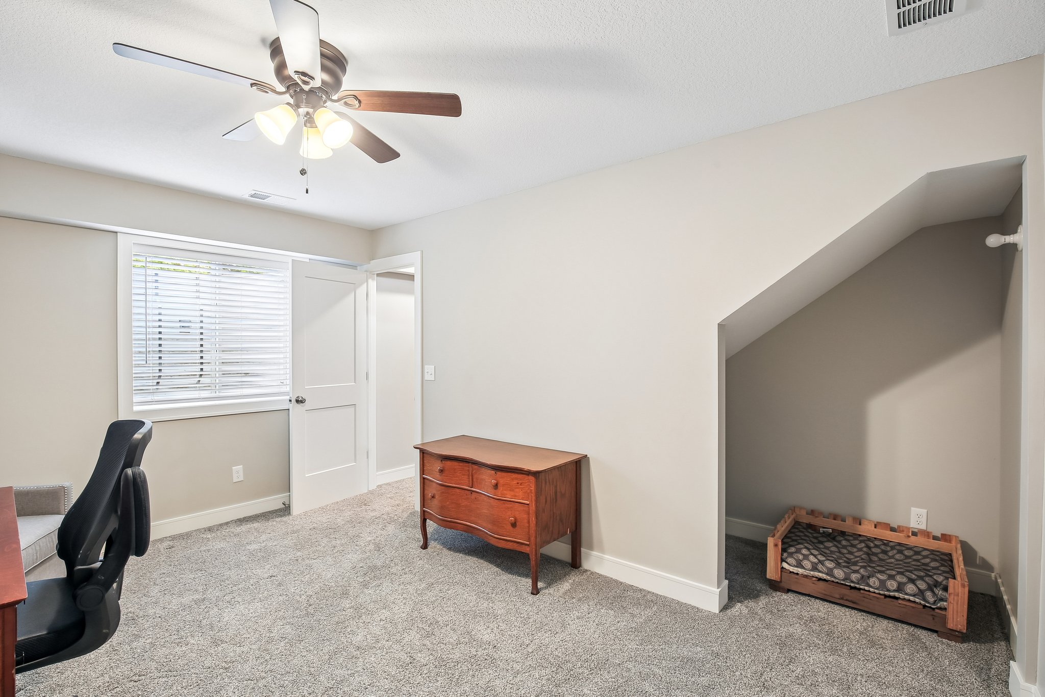 S Lucille Ln-S2509-038.jpg