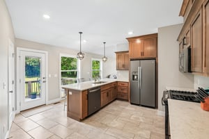 S Lucille Ln-S2509-016.jpg