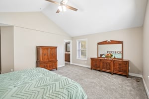 S Lucille Ln-S2509-023.jpg