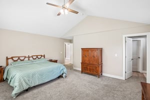 S Lucille Ln-S2509-024.jpg