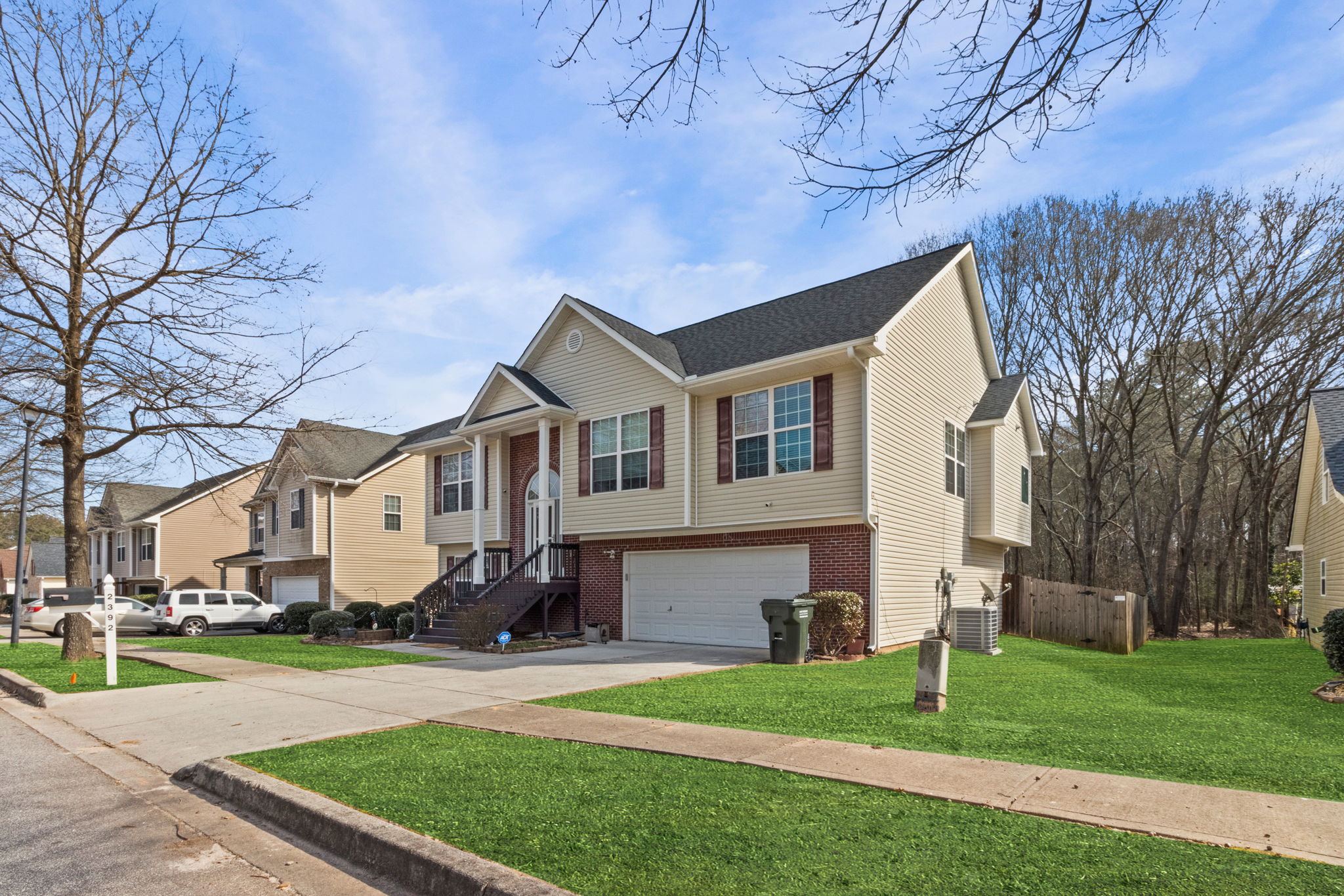 2392 Temple View Dr, Snellville, GA 30078, USA Photo 4