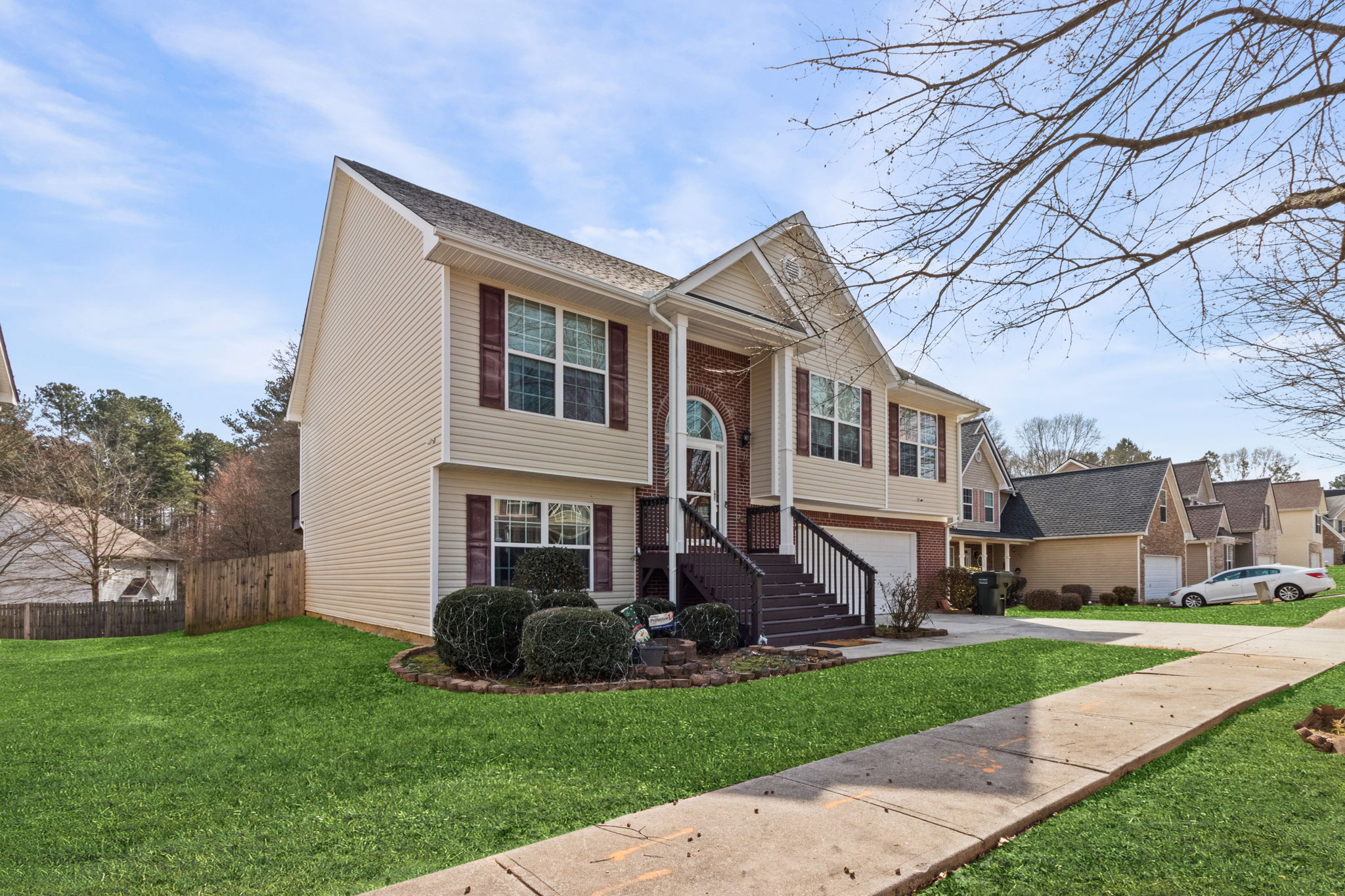 2392 Temple View Dr, Snellville, GA 30078, USA Photo 2