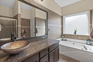 2392 Temple View Dr, Snellville, GA 30078, USA Photo 20