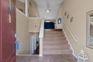 2392 Temple View Dr, Snellville, GA 30078, USA Photo 4