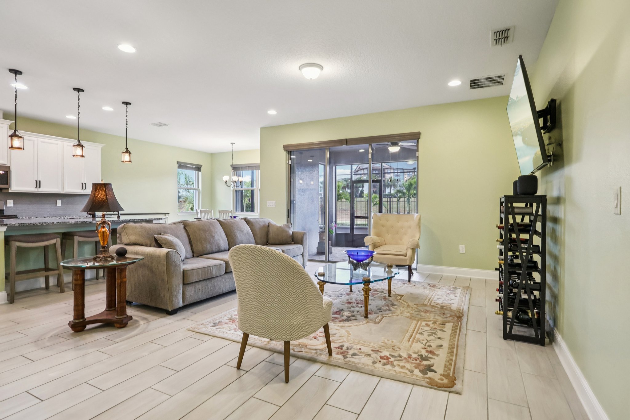 Panoramic Cir-L2701-006.jpg