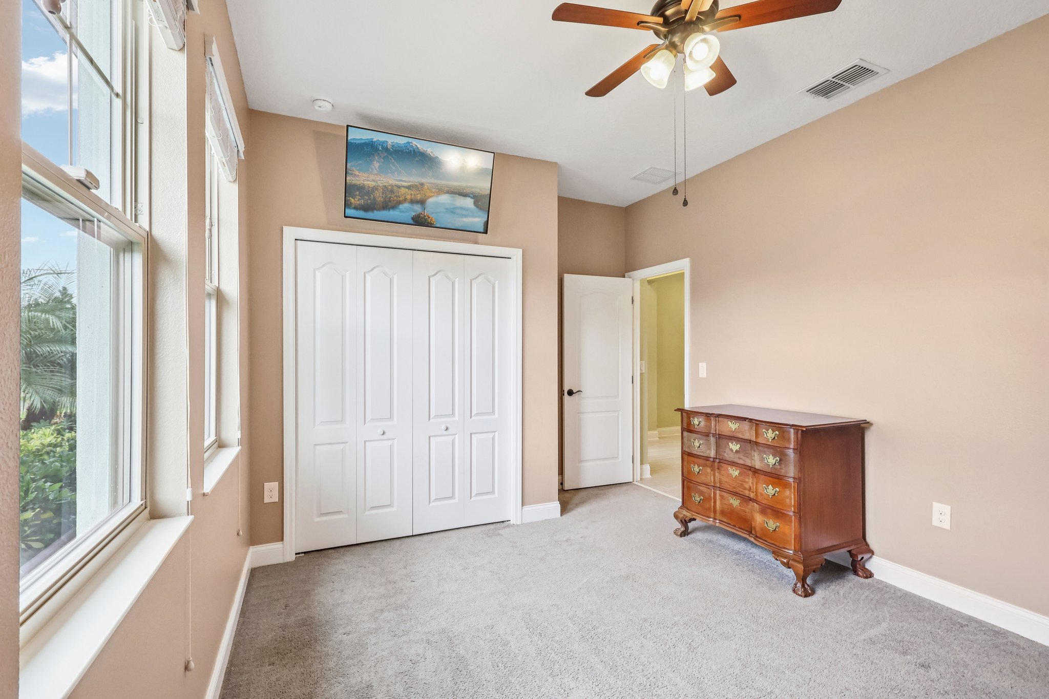 Panoramic Cir-L2701-017.jpg