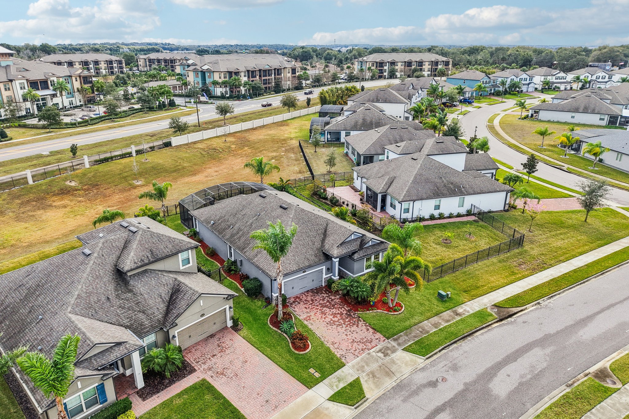 Panoramic Cir-L2701-041.jpg