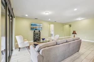 Panoramic Cir-L2701-007.jpg