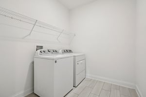 Panoramic Cir-L2701-021.jpg