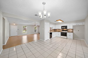 Strata Visuals-23939 Creek Ridge Dr-7