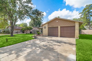 Strata Visuals-23939 Creek Ridge Dr-2