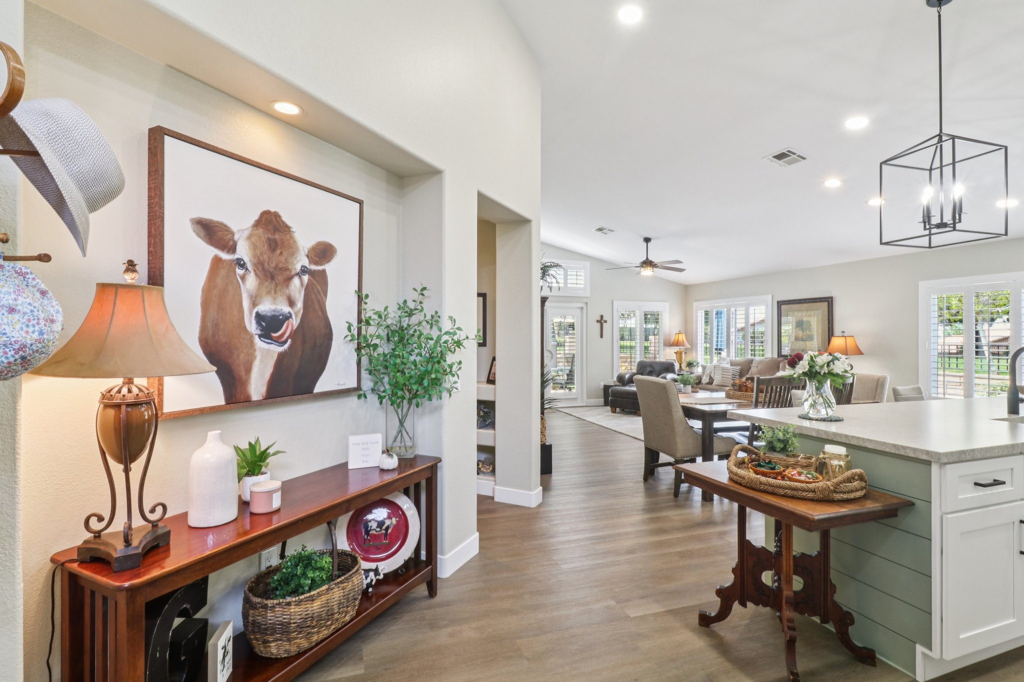 Larkspur Dr-S1809-013.jpg