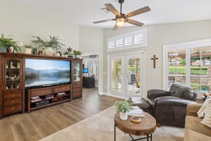 Larkspur Dr-S1809-007.jpg