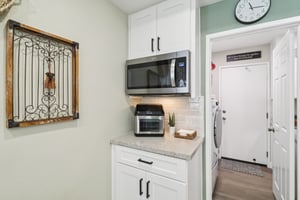 Larkspur Dr-S1809-018.jpg