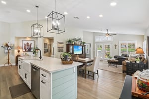 Larkspur Dr-S1809-020.jpg