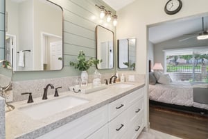 Larkspur Dr-S1809-032.jpg