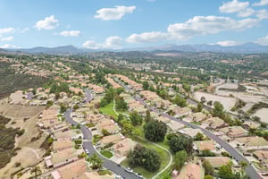 Larkspur Dr-S1809-049.jpg