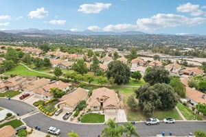 Larkspur Dr-S1809-051.jpg
