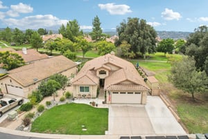 Larkspur Dr-S1809-054.jpg
