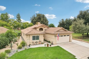 Larkspur Dr-S1809-058.jpg