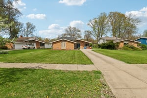 23956 Fairlawn Dr-S2004-001.jpg