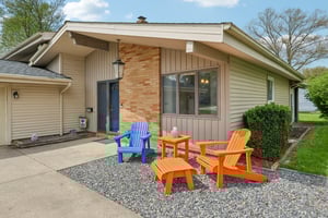 23956 Fairlawn Dr-S2004-008.jpg