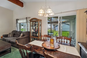 23956 Fairlawn Dr-S2004-016.jpg