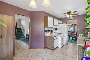 23956 Fairlawn Dr-S2004-020.jpg