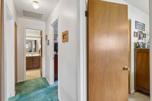 23956 Fairlawn Dr-S2004-023.jpg