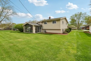 23956 Fairlawn Dr-S2004-050.jpg