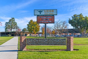 Leigh High School