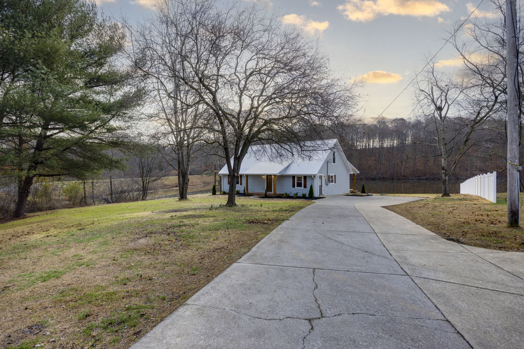 2399 Main St, Greenbrier, TN 37073 Nathan Mantor Photography