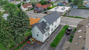  Photo 0