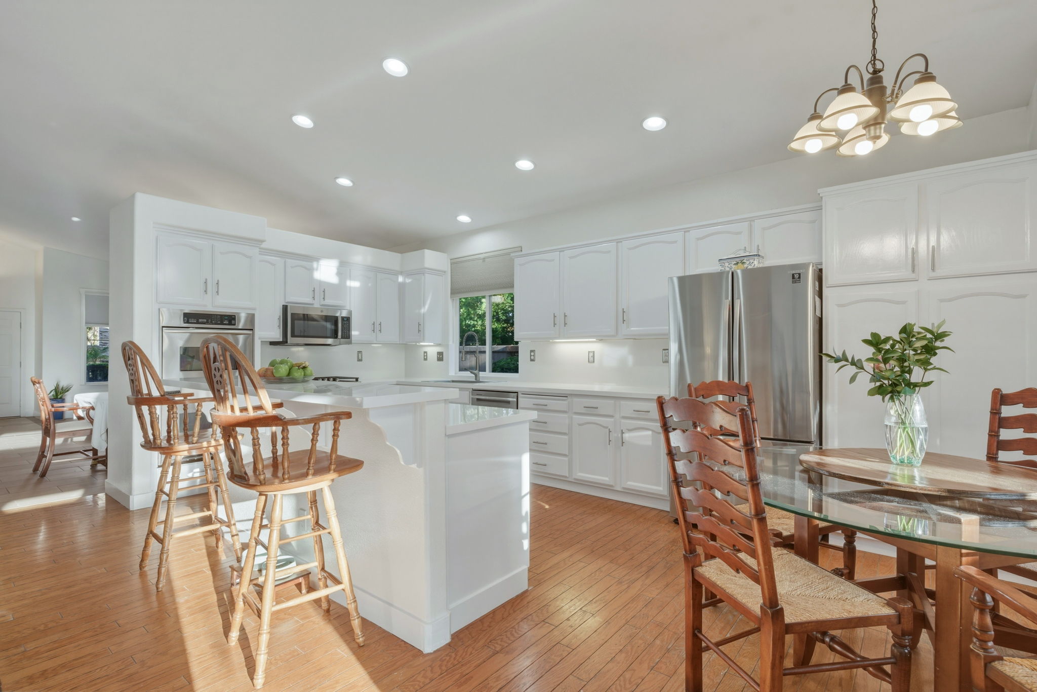 23993 Via Madrid, Murrieta Kitchen