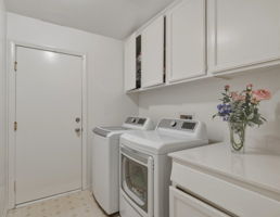 23993 Via Madrid, Murrieta Laundry