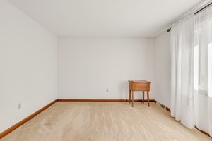  Photo 37