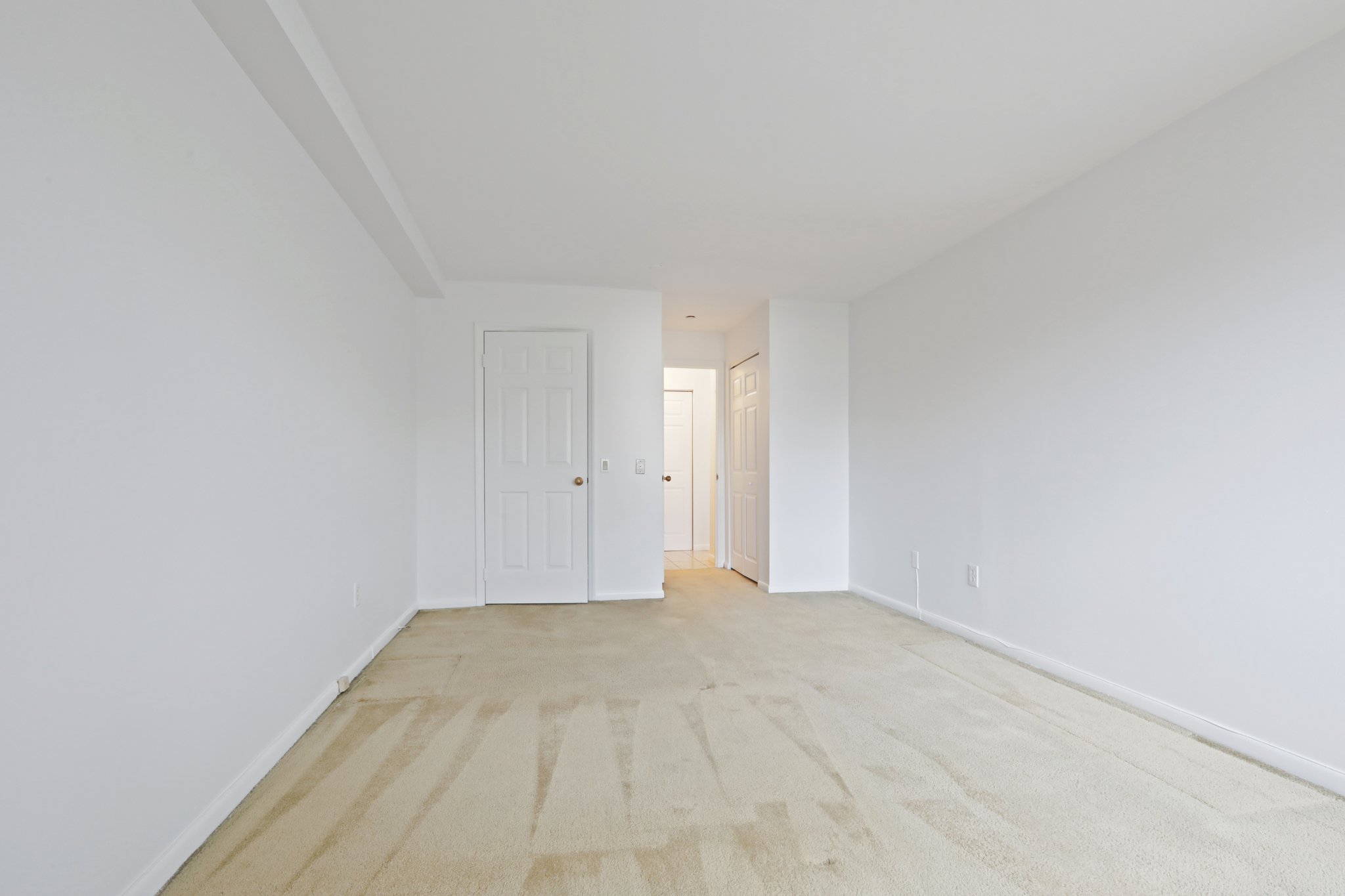 Carhart Ave 210-S1603-021.jpg