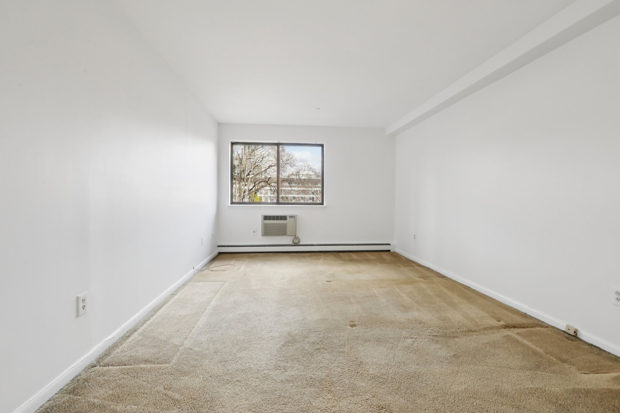 Carhart Ave 210-S1603-022.jpg