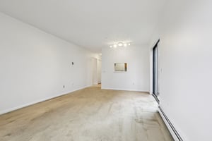 Carhart Ave 210-S1603-013.jpg