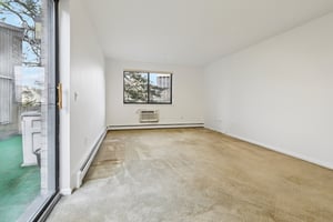 Carhart Ave 210-S1603-014.jpg